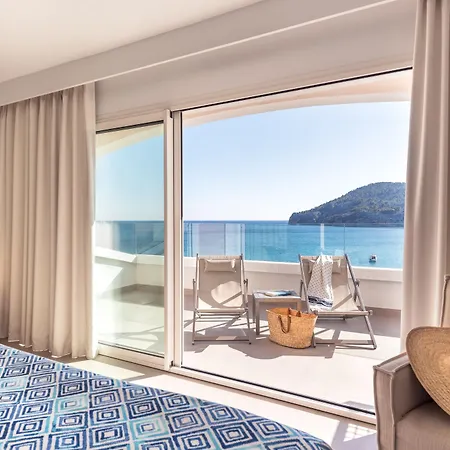 Bahia Hotel apartamentowy 4*