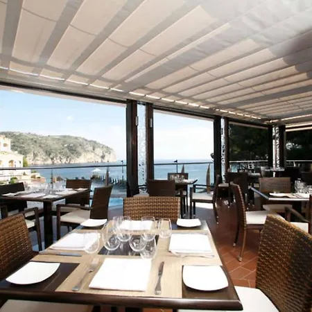 Hotel apartamentowy Bahia 4*